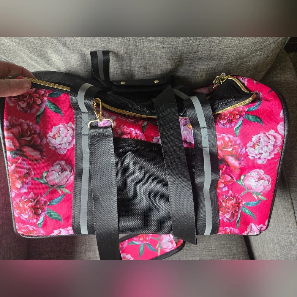 Betsey Johnson floral pet carrier NWT